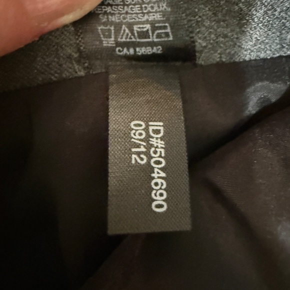 Express Pencil Skirt w/ Belt Detail – Charcoal Grey 8 - Picture 12 of 12